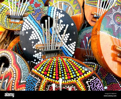 Instruments De Musique Africains Banque d'image et photos - Alamy