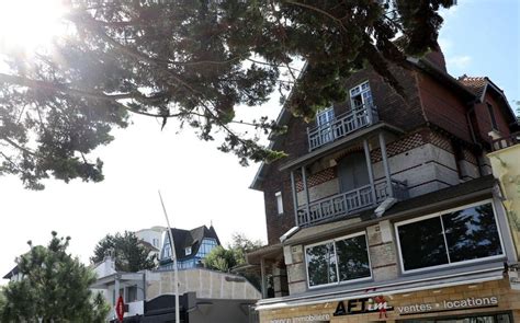 Le Touquet : quelque 200 Gilets jaunes manifestent près de la villa des ...