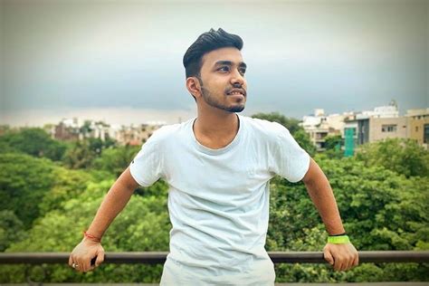 Techno Gamerz (Ujjwal Chaurasia) biography, wiki, age, girlfriend ...