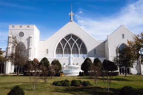 The United Methodist Church Comes Apart - The New York Times