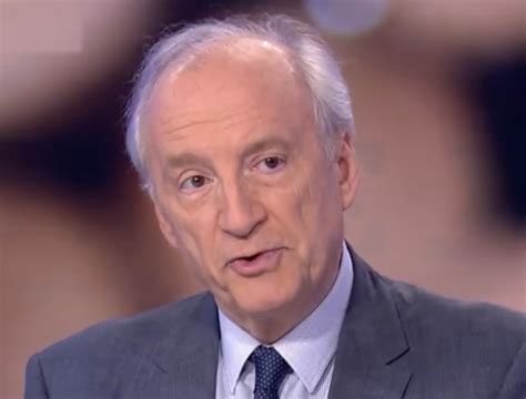 Hubert Védrine conférencier Crédit Agricole