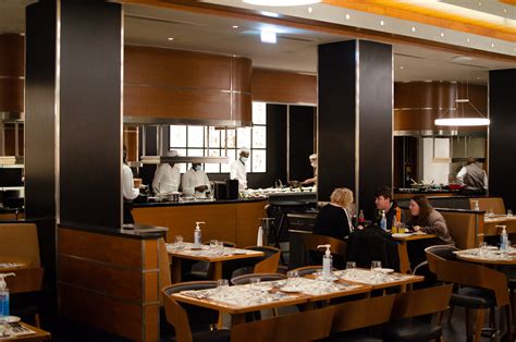 Downtown Restaurant de l'Hôtel Marvel à Disneyland Paris | Puffin Corp