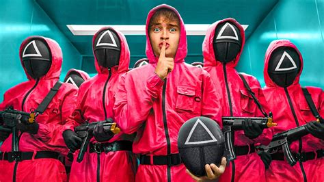 I Learned Extreme Camouflage To Escape Squid Game!