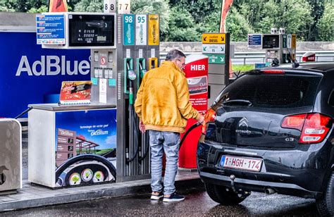 Diesel bereikt derde keer in één week nieuwe recordprijs | De Morgen