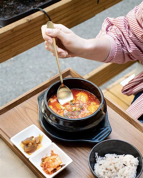 Où manger du kimchi jjigae à Paris ? - K-PHENOMEN