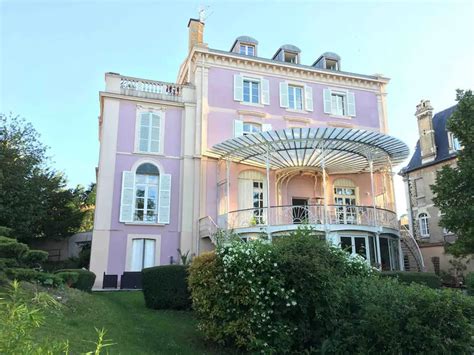 Une maison rose