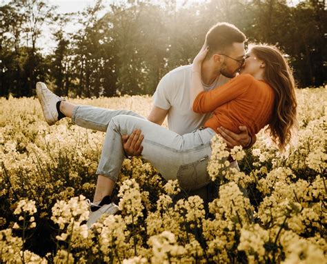 Comment embrasser quelqu'un avec la langue