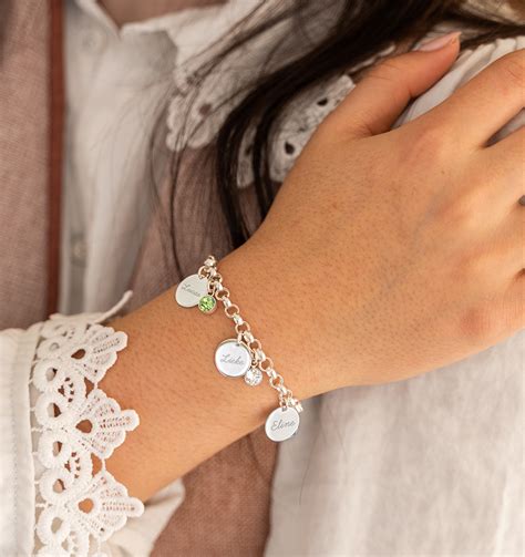 Charm bracelet with names and birthstones? Watch online now! - KAYA ...