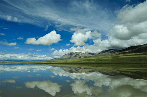 Paysage sur le plateau image stock. Image du paysage - 18668143