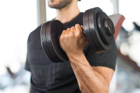 Bodybuilding. Le Youtubeur Jo Lindner, connu sous le nom de Joesthetics ...