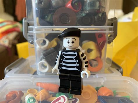 Found this alternate mime face at the Lego Store Build-A-Minifig! : r/lego