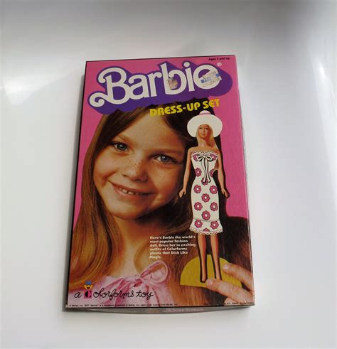 Vintage Barbie Colorforms Dress Up Set COMPLETE