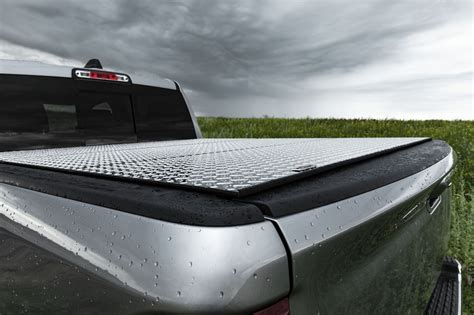 Lomax folding hard tonneau covers lineup tri fold truck bed covers ...