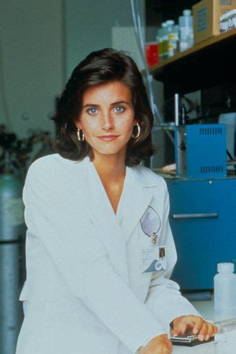 La surprenante métamorphose de Courteney Cox