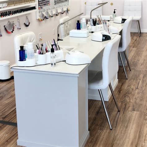 nail desk / nail desk manicure station / nail desk ideas / nail desk ...