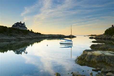 Newport Travel Guide