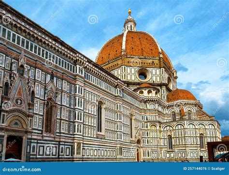 Duomo or Basilica Di Santa Maria Del Fiore, Florence, Italy Stock Photo ...