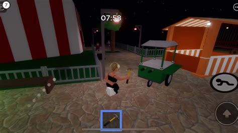 PIGGY!!! RUN - YouTube