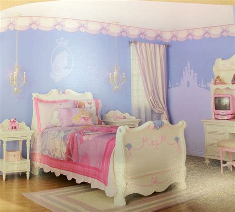 Lifestyle branding and the Disney Princess megabrand | Princess bedroom ...