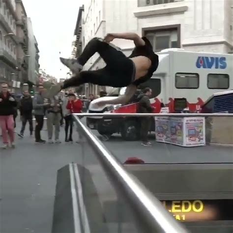 parkour public reaction - YouTube