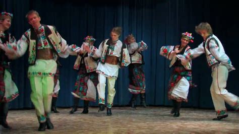 Cheremosh 2009 - Ukraine Dance Group - YouTube