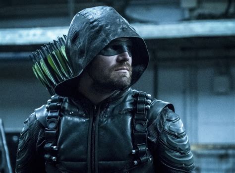 Emily Bett Rickards & Stephen Amell Kick Off Season 7 of ‘Arrow ...