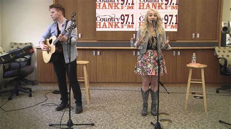 RaeLynn - Love Triangle Intro