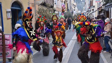 Limoux célèbre en grande pompe tous les carnavals du monde ...