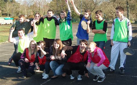 Lycée du Porzou. Course de crêpes et rigolade | Le Télégramme