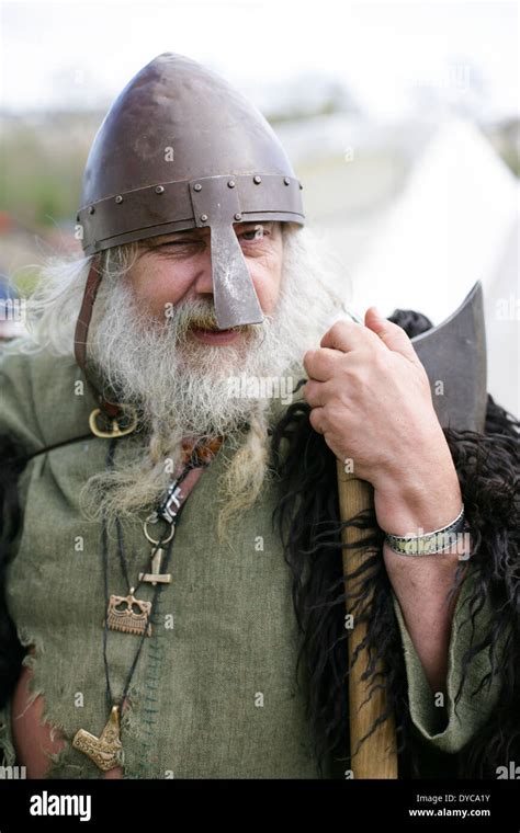 Armes des vikings Banque de photographies et d’images à haute ...