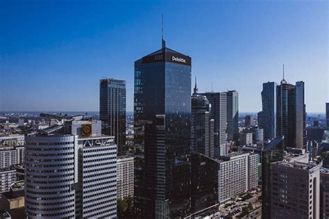 Q22 jest Outstanding | EurobuildCEE