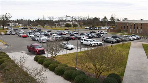 Bridging the broadband divide - Community College Daily