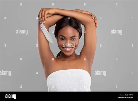 Aisselles féminines Banque de photographies et d’images à haute ...