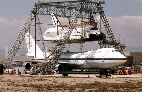 The NASA 747 Shuttle Carrier Aircraft (SCA) in position beneath the ...