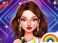 Celebrity Selen All Around The Fashion - Video Walkthrough