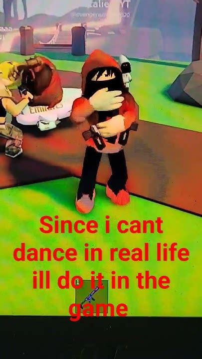 I can't do this dance in real life so I did it In roblox #roblox #dance ...