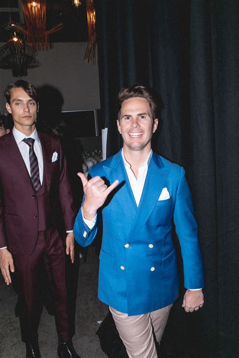 PRIVÉ Fashion Platform - Suit Vault