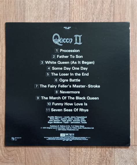 Queen - Queen II Vinyl Photo | Metal Kingdom