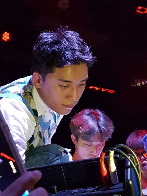 Club X Hongdae - Seungri