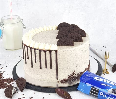 Oreo Madness Cake - GiftBag.ae - Online Gift Delivery in Dubai