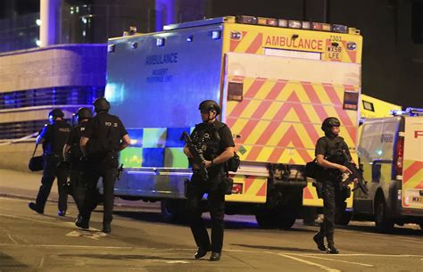 Cosa sappiamo dell'attentato a Manchester, in breve - Il Post