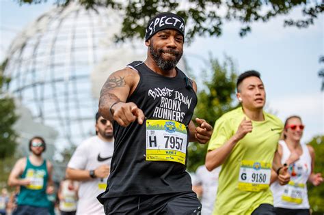 Black Centered Run Clubs