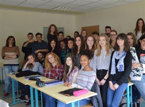 Les élèves du lycée Rotrou de Dreux participent au prix Goncourt des ...