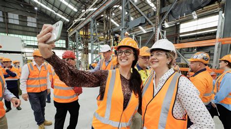 Downer to build trains in billion-dollar game changer for Maryborough ...