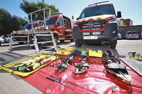 Los Bomberos de Mallorca modernizan el parque móvil con siete vehículos ...
