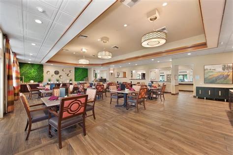 Carlton Senior Living Santa Rosa (UPDATED) - Get Pricing in Santa Rosa, CA