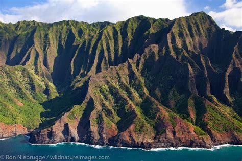 Na Pali Coast | Kauai, Hawaii. | Photos by Ron Niebrugge