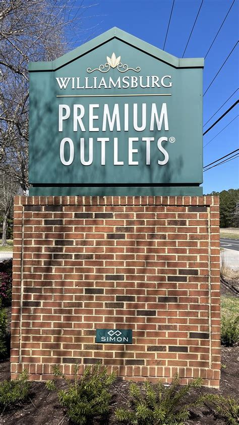 Williamsburg Premium Outlets sign | Williamsburg Premium Out… | Flickr