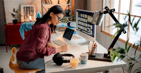 Freelancing Vs. Jobs: Exploring The Pros And Cons | The Success Talks