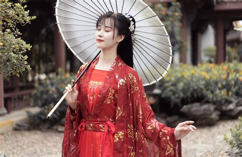 Le Hanfu, la tenue traditionnelle chinoise des Hans